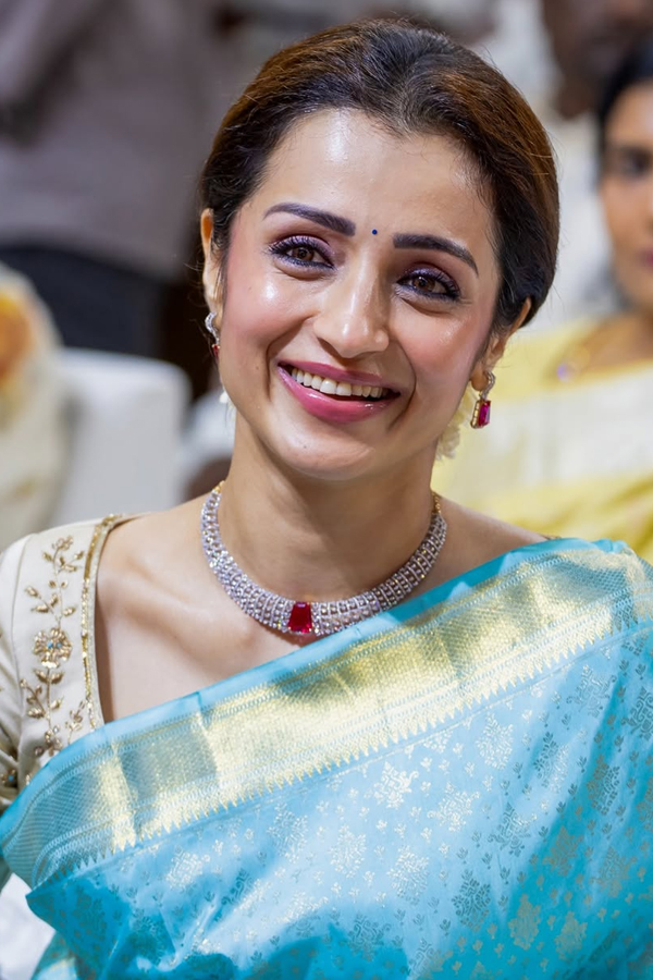 Actress Trisha Krishnan Attend TVK VIjay Oath Ceremony Photos9