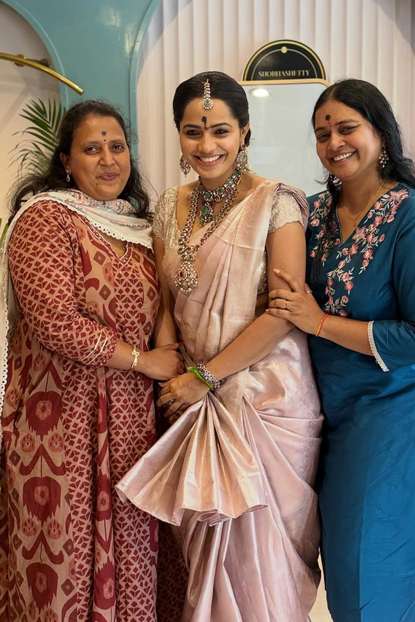 Bigg Boss Beauty Shobha Shetty Launches New Business Photos11