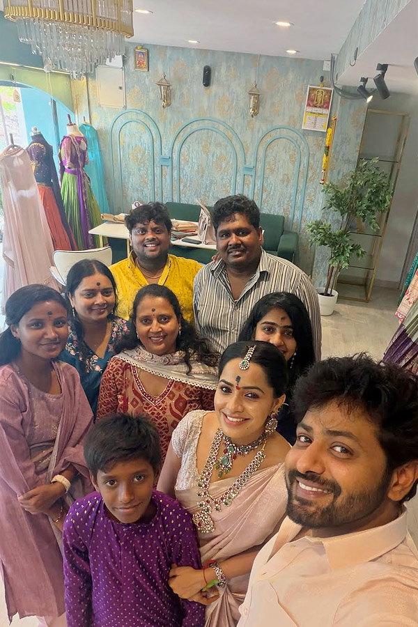 Bigg Boss Beauty Shobha Shetty Launches New Business Photos12