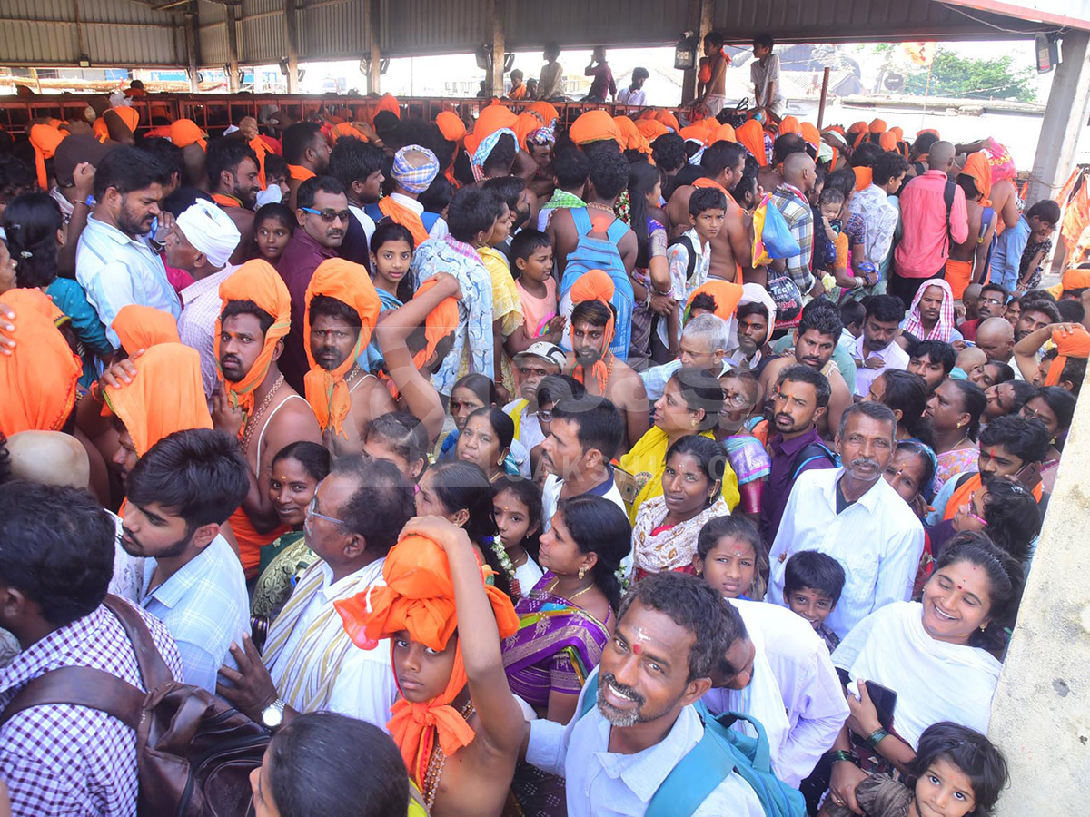 Hanuman Jayanti 2026 : Kondagattu Alive with Devotees and Celebrations3
