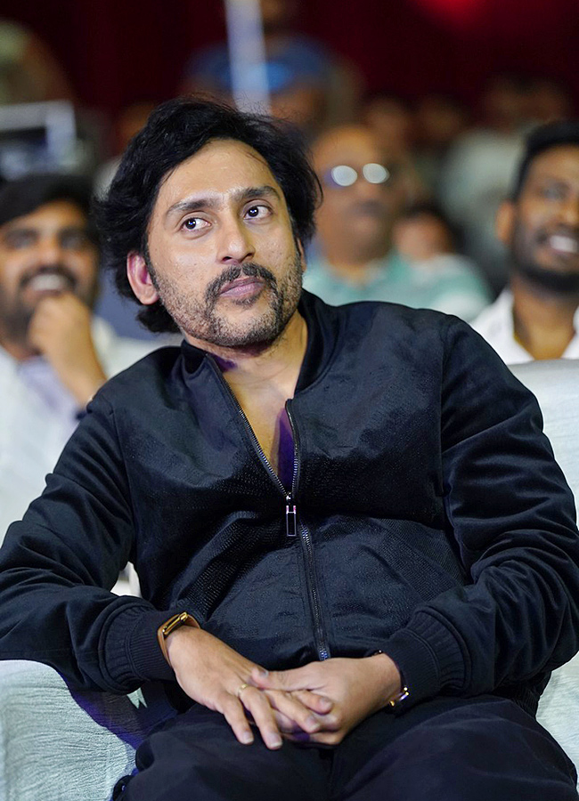 Suriya Veera Bhadrudu Pre Release Event HD Photos20