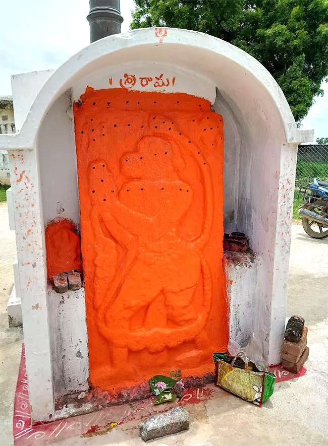 Sri Adivaraha Lakshmi Narasimha VenuGopala Swamy Temple HD Photos6
