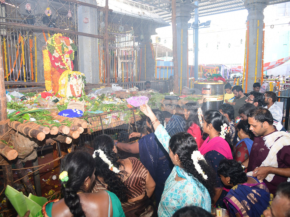 Tirupati Gangamma Jatara at the Tataiahgunta Gangamma Temple12