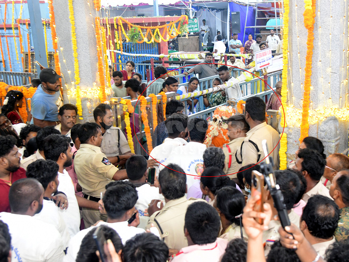 Devotional : Gangamma Jatara Turns Tirupati Feminine Photos13