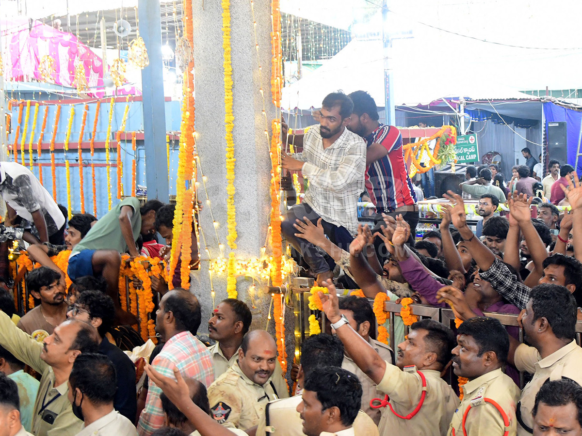 Devotional : Gangamma Jatara Turns Tirupati Feminine Photos21