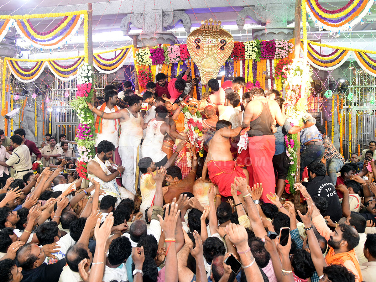 Devotional : Gangamma Jatara Turns Tirupati Feminine Photos7