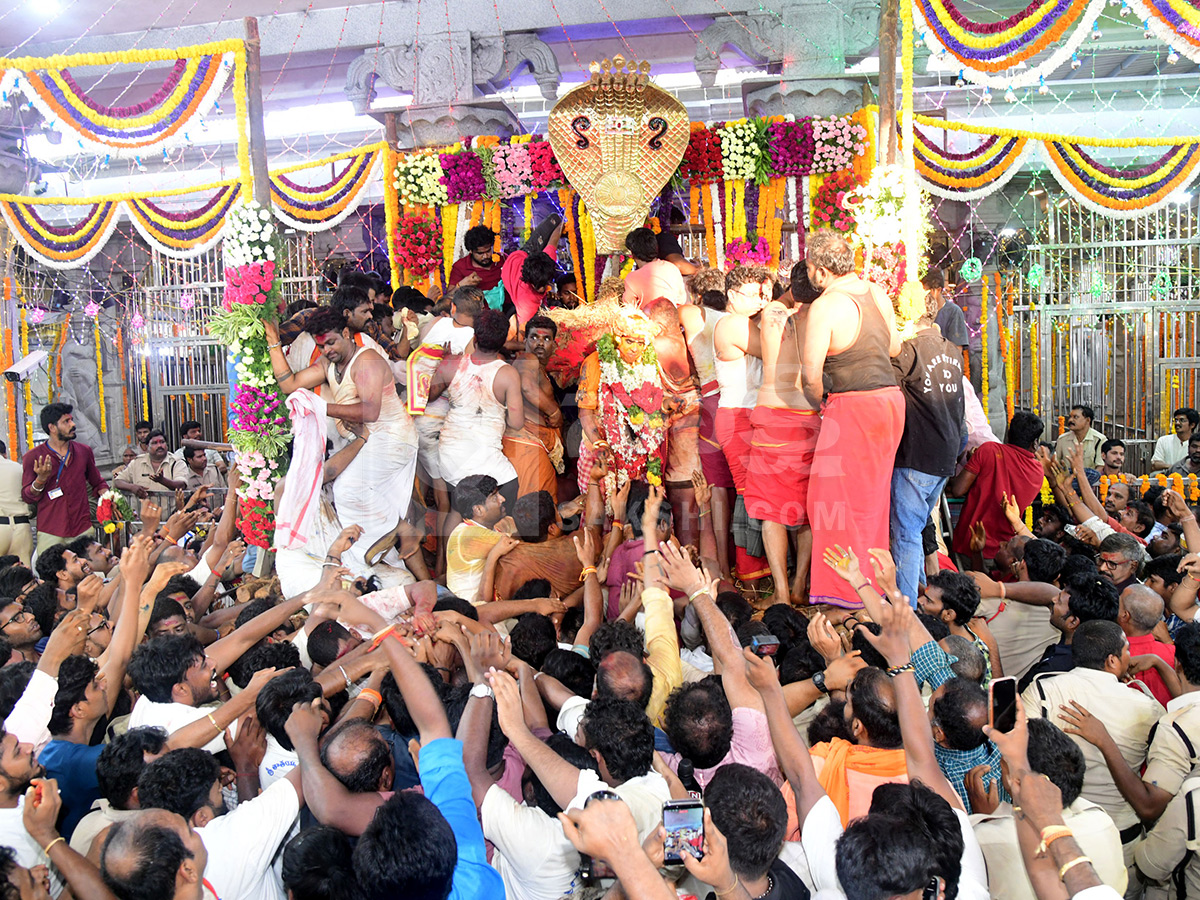 Devotional : Gangamma Jatara Turns Tirupati Feminine Photos8