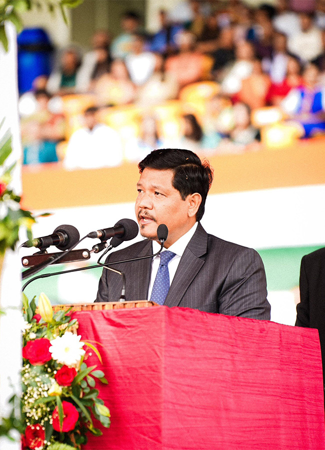 From khadi to blazers India Chief Ministers shape style see photos12