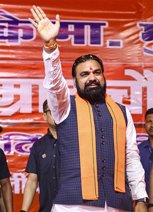 From khadi to blazers India Chief Ministers shape style see photos8