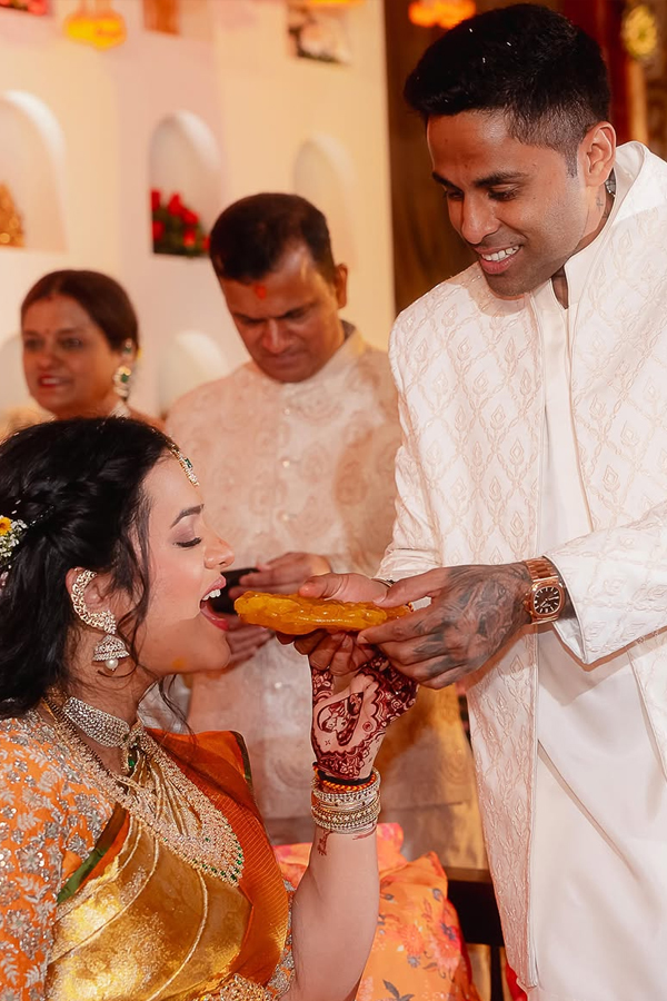 Surya Kumar Yadav And Devisha Shetty Beautiful Baby shower Photos12