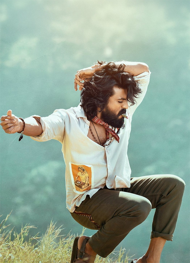 Tollywood : Ram Charan Peddi Movie HD Wallpaper13