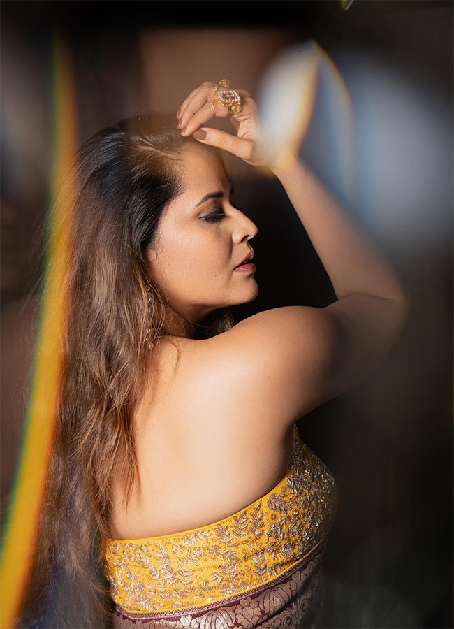 Tollywood Actress Anasuya Bharadwaj Birthday Special Photos21