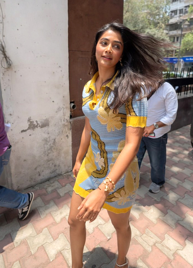 Tollywood Actress Pooja Hegde Latest Photos12