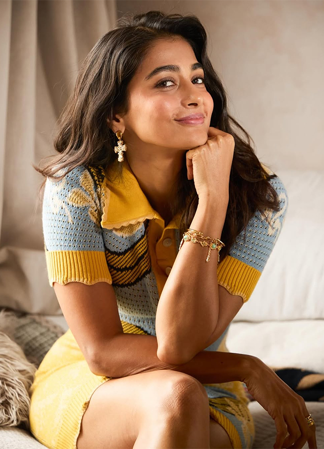 Tollywood Actress Pooja Hegde Latest Photos9