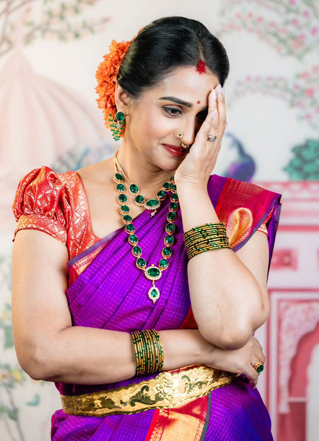 Gorgeous actress Laya looks stunning in her latest pictures4