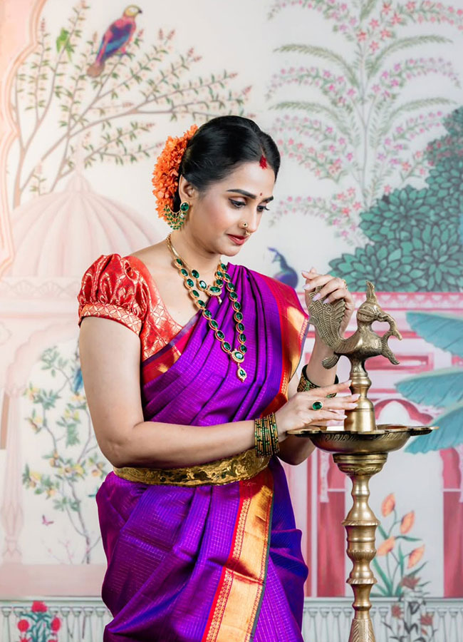 Gorgeous actress Laya looks stunning in her latest pictures7