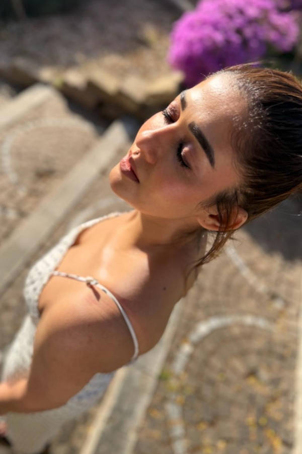 Actress Nayanthara Enjoying vacation With Family Photos	11