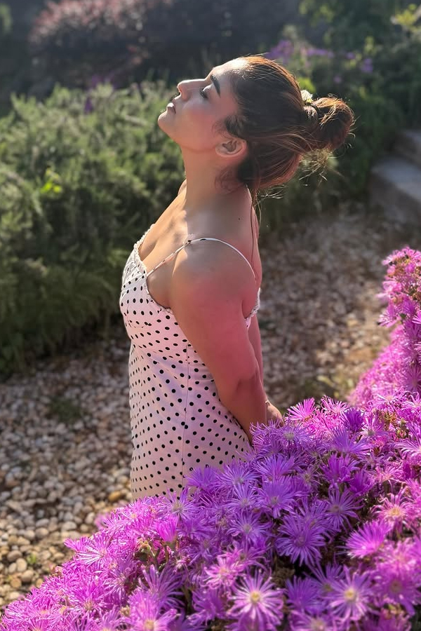 Actress Nayanthara Enjoying vacation With Family Photos	12