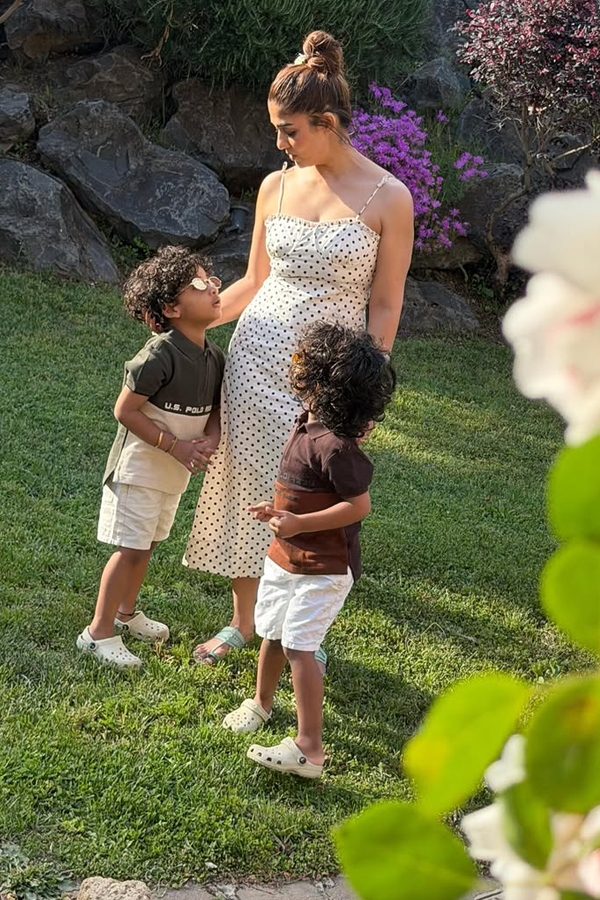 Actress Nayanthara Enjoying vacation With Family Photos	16