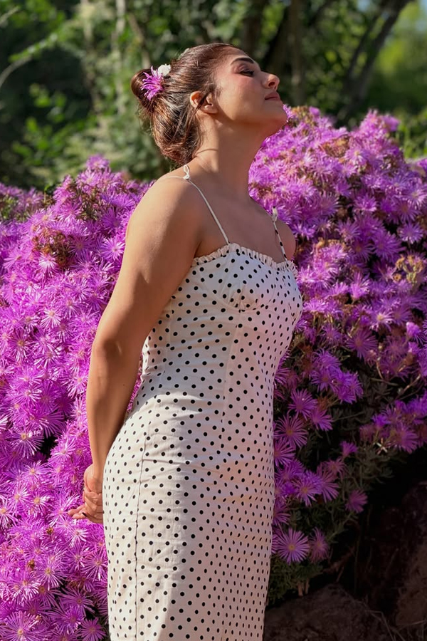 Actress Nayanthara Enjoying vacation With Family Photos	6