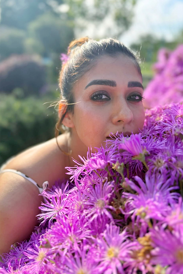 Actress Nayanthara Enjoying vacation With Family Photos	9