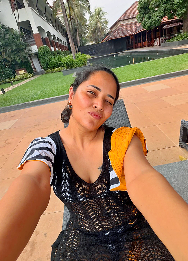 Anasuya Bharadwaj Birthday Celebrations Viral Photos12