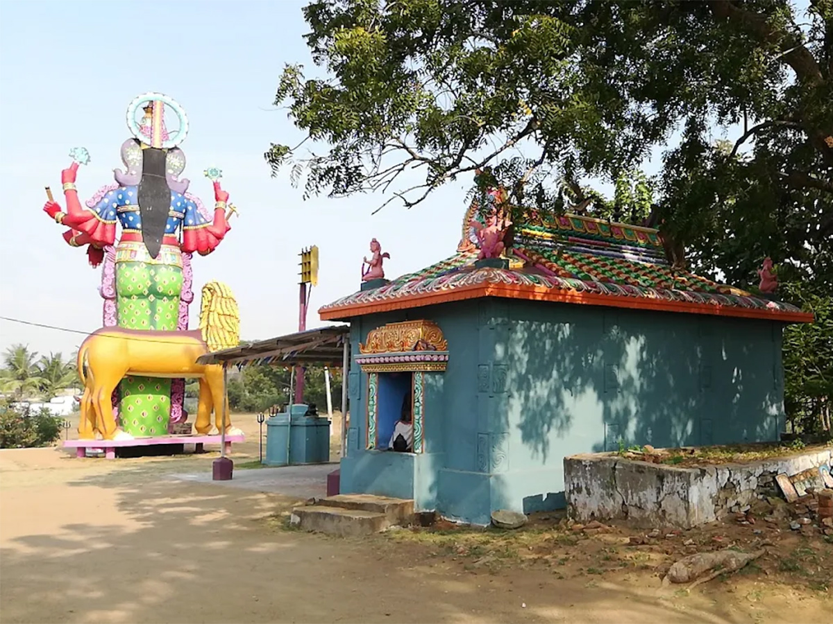Devotional : Sri Maha Varahi Amman Temple Arasur Tamil Nadu HD Photos7