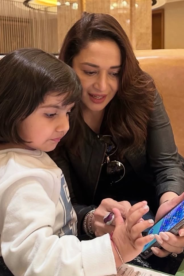 Madhuri Dixits Secret To Glowing Skin At 59 Photos10