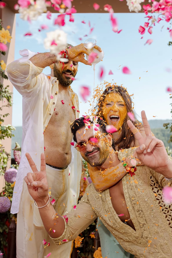 Actress Mehreen Pirzada Shares Beautiful Haldi Ceremony Photos5