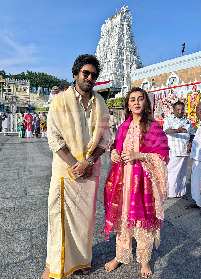 Actor Aadhi Pinisetty and his wife at Tirumala2