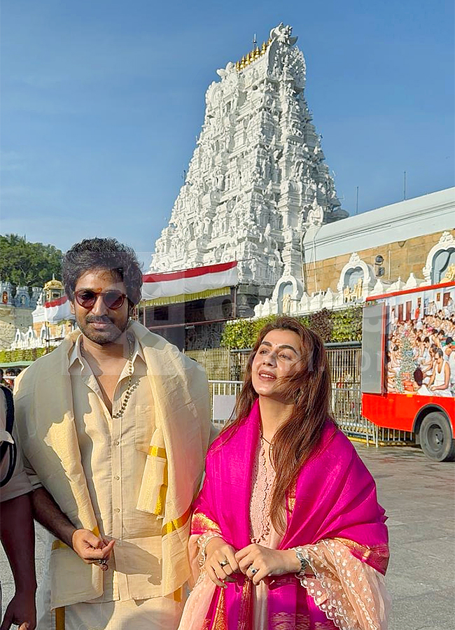 Actor Aadhi Pinisetty and his wife at Tirumala8