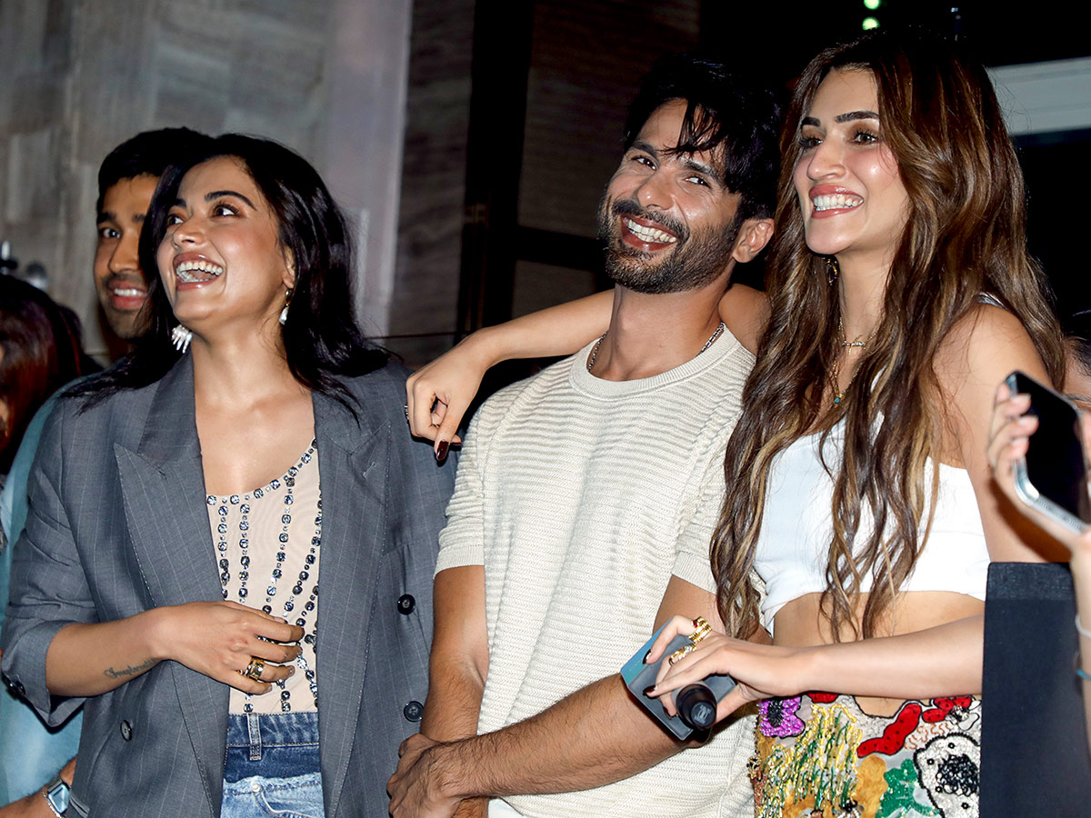 Song launch of the upcoming film Cocktail 2 in Mumbai5