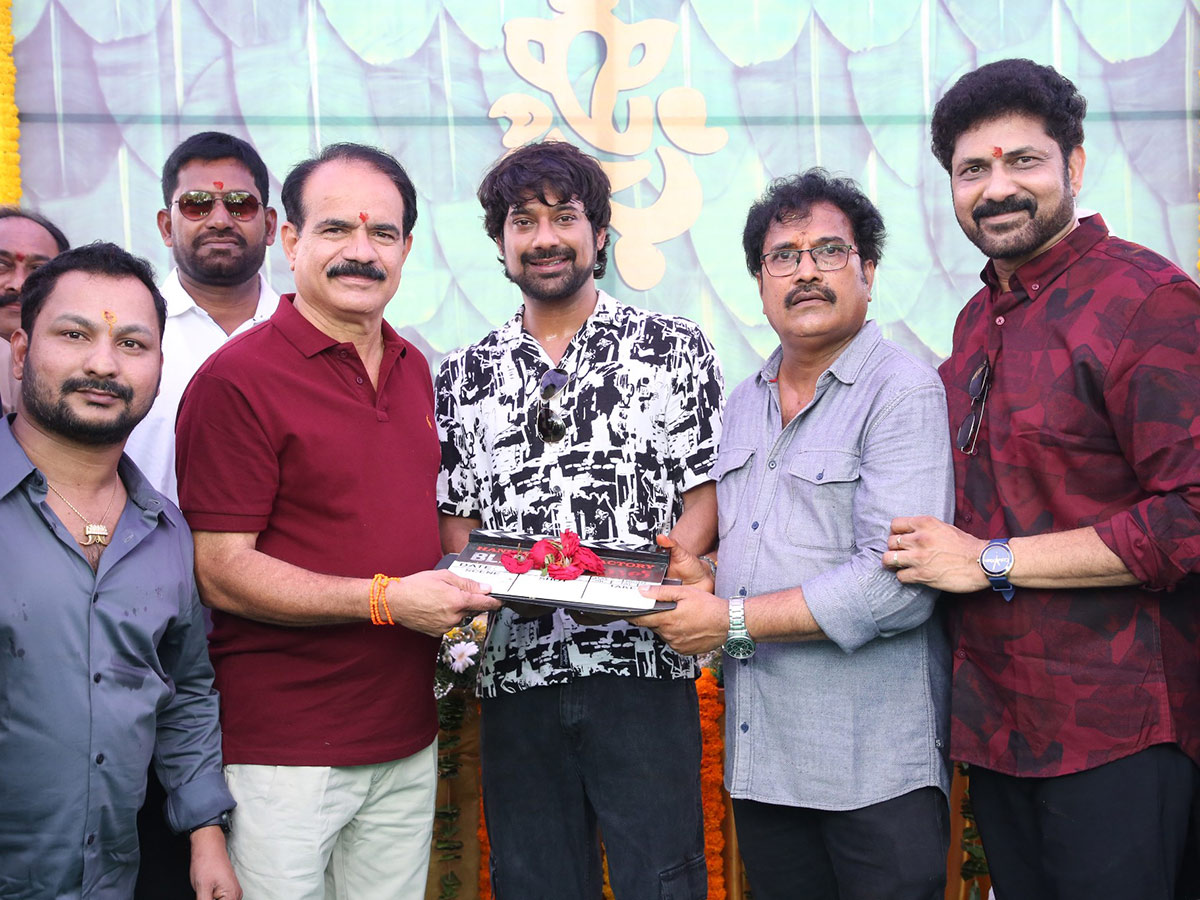 Varun Sandesh BLACKMAIL Movie Grand Opening HD Photos12