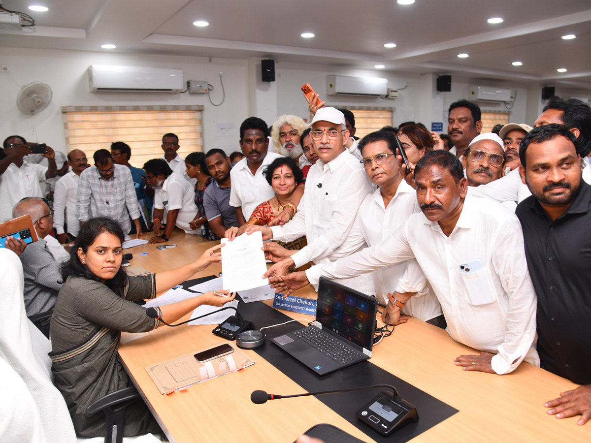 Massive Response For YSRCP Protest Against Petro Price Burden10