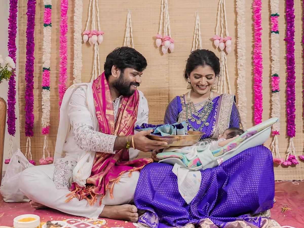 Big Boss Fame Siva Jyothi Daughter 21st Day Celebrations Photos3