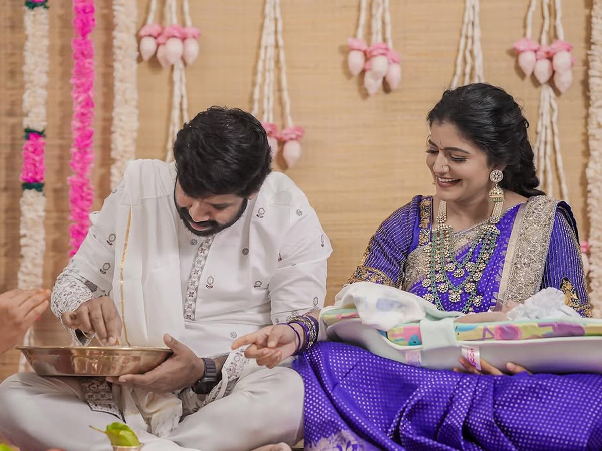 Big Boss Fame Siva Jyothi Daughter 21st Day Celebrations Photos12