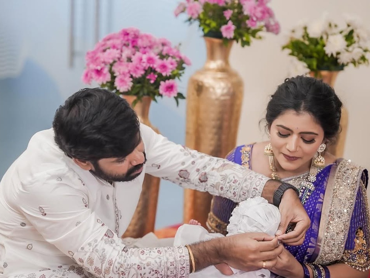 Big Boss Fame Siva Jyothi Daughter 21st Day Celebrations Photos9