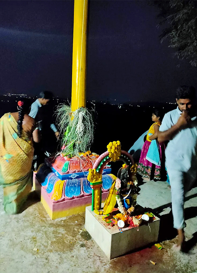 Devotional : Sri Nagapalli Lakshmi Narasimha Swami Temple HD Photos11