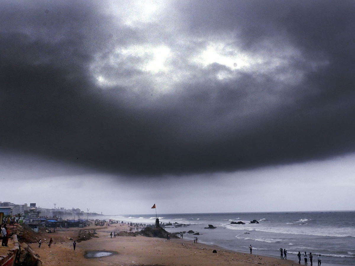 Heavy Rain in Andhra Pradesh Photo Gallery17