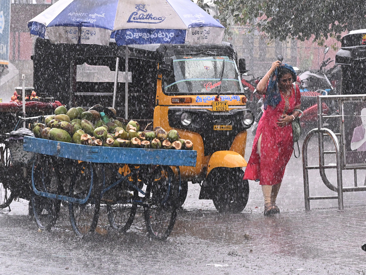 Heavy Rain in Andhra Pradesh Photo Gallery19