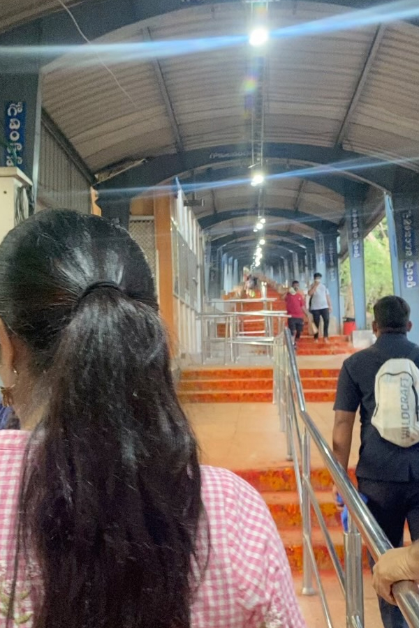 Kidambi Srikanth, Wife Shravya Varma Visited Tirumala Photos8
