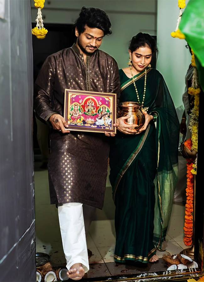 Shanmukh Jaswanth New House Opening Ceremony With Wife Vaishnavi, Photos Gallery Inside2
