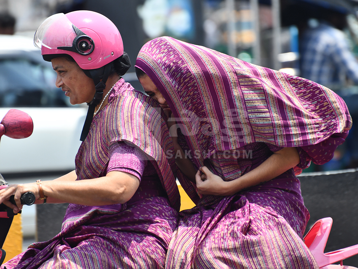 Heavy Summer Heat in Telugu States Photo Gallery5