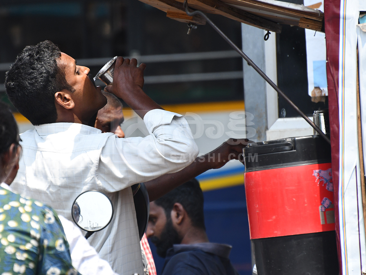 Heavy Summer Heat in Telugu States Photo Gallery9