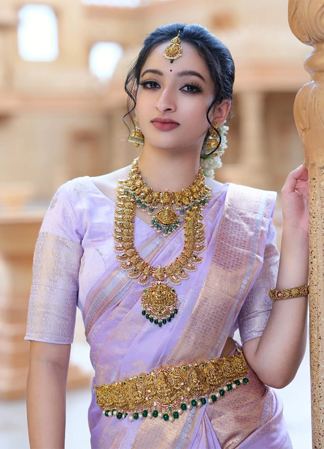 Manjula Ghattamaneni Daughter Jaanvi Swarup HD Photos12