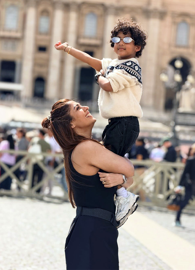 Nayanthara is enjoying vacation in Vatican city with her11