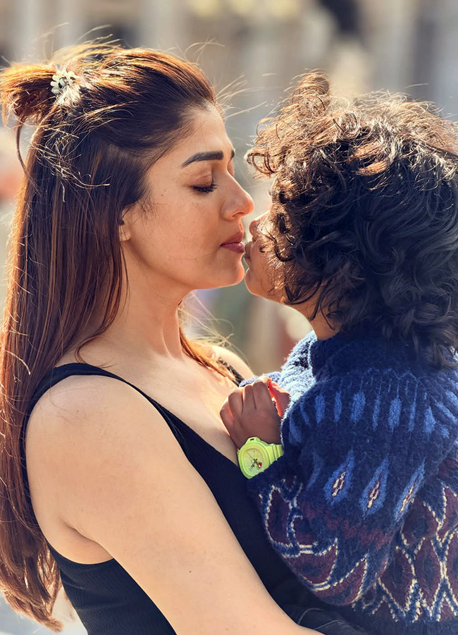 Nayanthara is enjoying vacation in Vatican city with her10