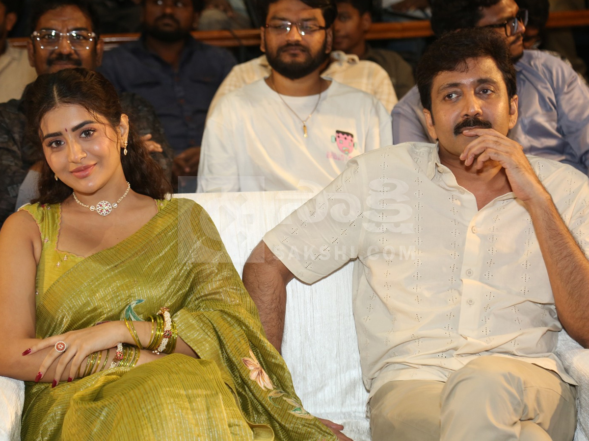 Trimurthulu Movie Teaser Launch Event Photos4