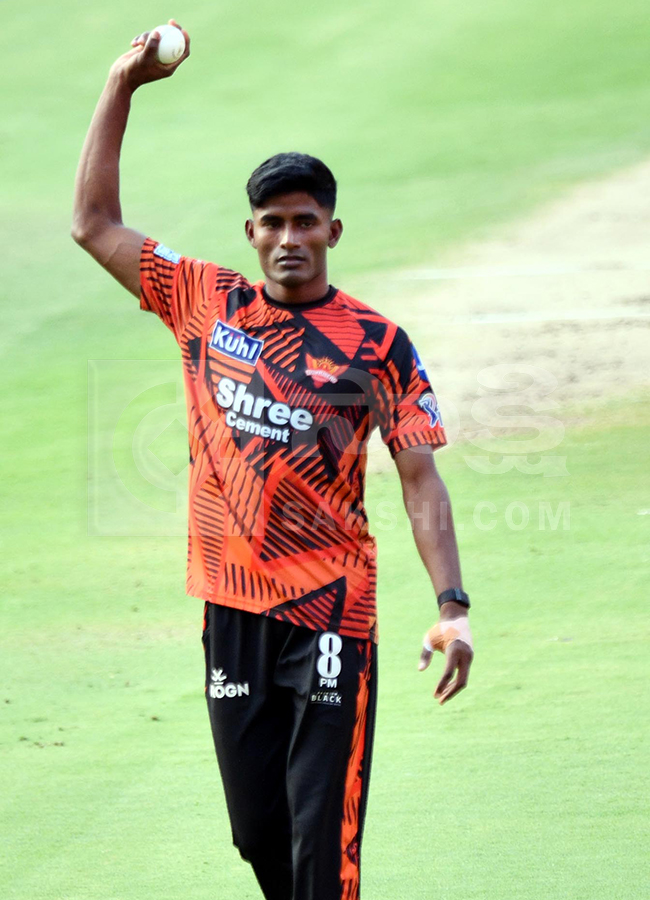 IPL 2026 : Sunrisers Hyderabad and Royal Challengers Bengaluru in Hyderabad30
