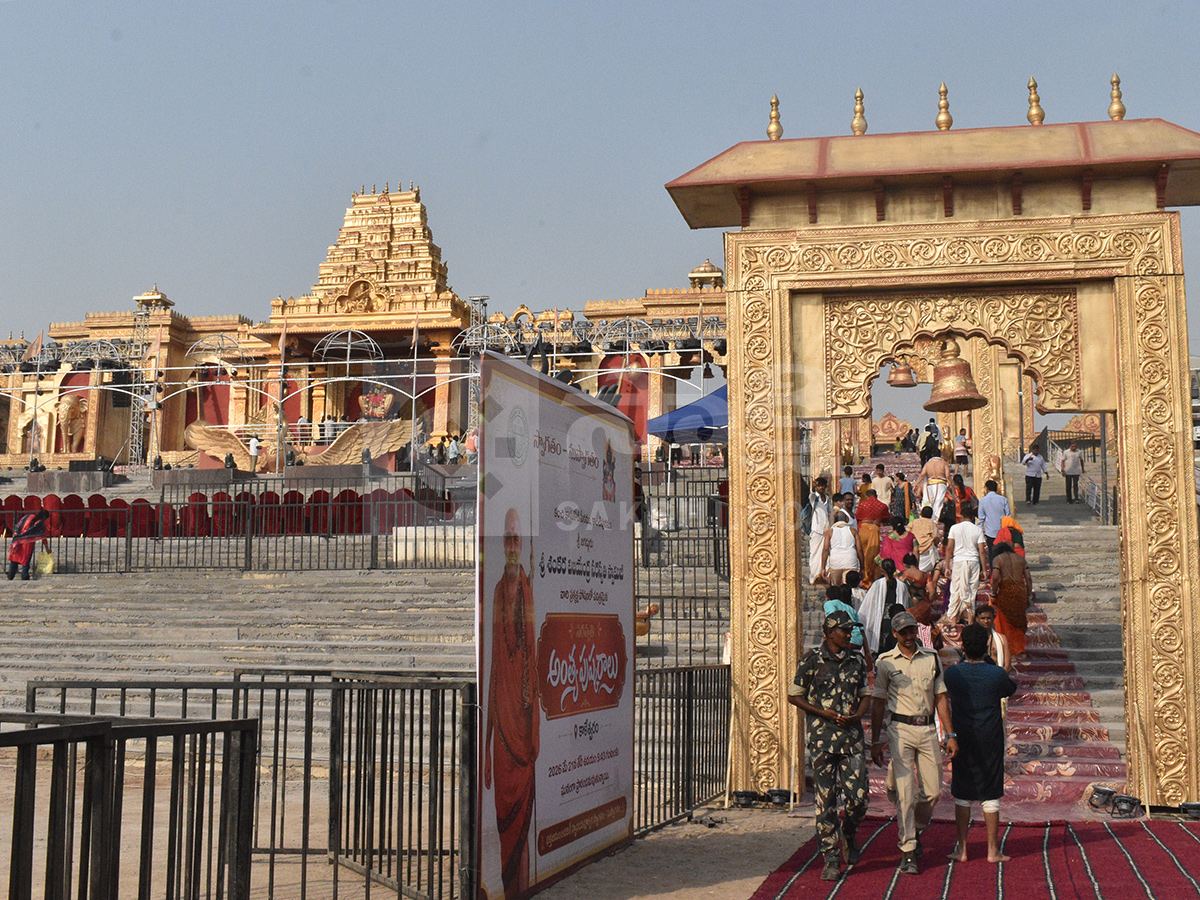 Saraswati Anthya Pushkaralu Begins in Telangana HD Photos11